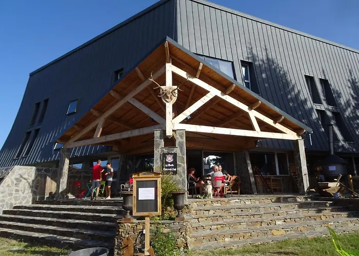 Montlo Relais Des Cerfs